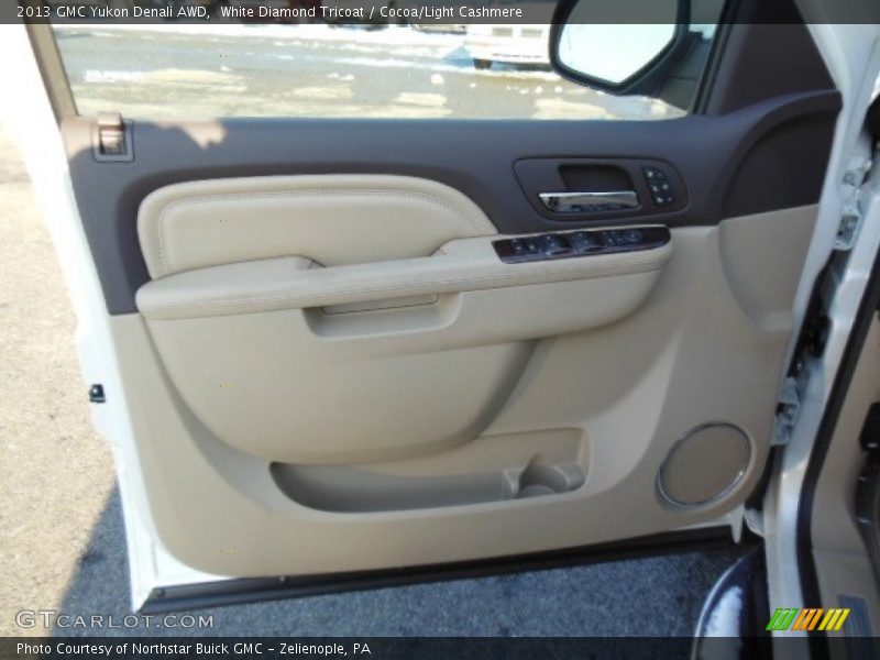 White Diamond Tricoat / Cocoa/Light Cashmere 2013 GMC Yukon Denali AWD