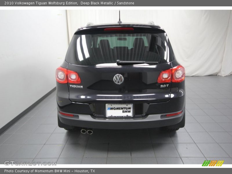 Deep Black Metallic / Sandstone 2010 Volkswagen Tiguan Wolfsburg Edition