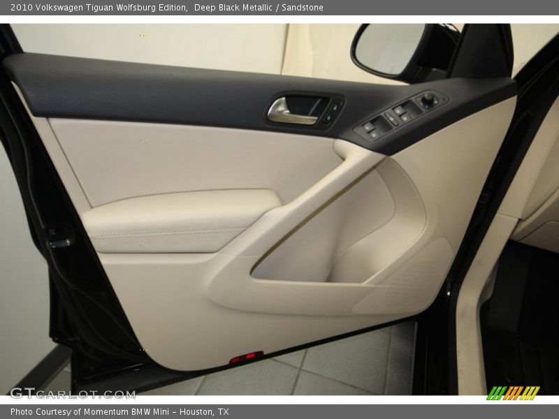 Deep Black Metallic / Sandstone 2010 Volkswagen Tiguan Wolfsburg Edition