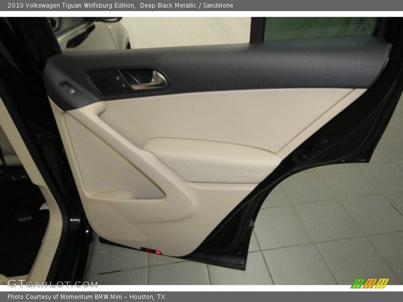 Deep Black Metallic / Sandstone 2010 Volkswagen Tiguan Wolfsburg Edition
