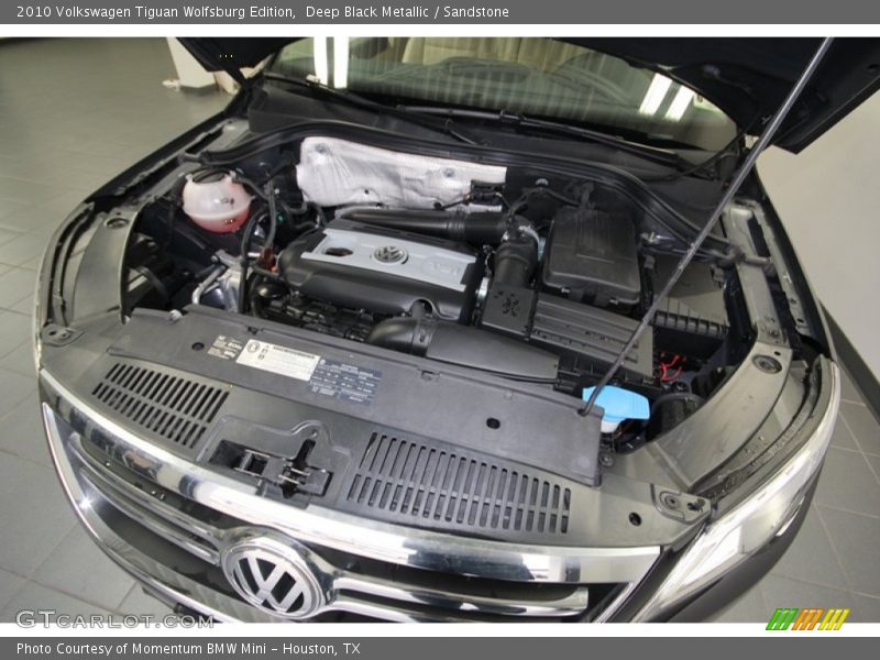 Deep Black Metallic / Sandstone 2010 Volkswagen Tiguan Wolfsburg Edition