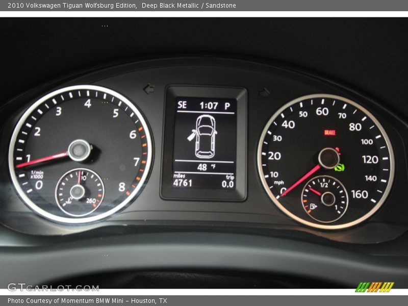 Deep Black Metallic / Sandstone 2010 Volkswagen Tiguan Wolfsburg Edition