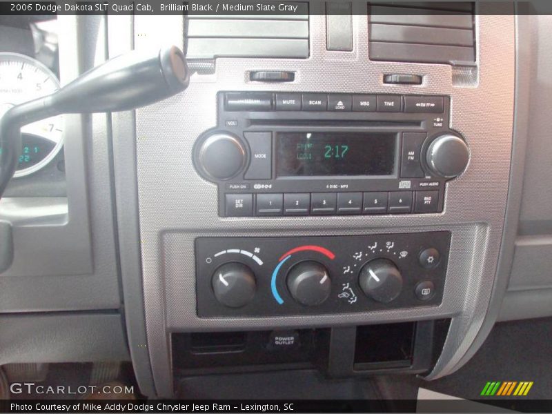 Brilliant Black / Medium Slate Gray 2006 Dodge Dakota SLT Quad Cab