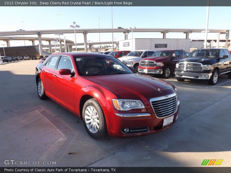 Deep Cherry Red Crystal Pearl / Black/Light Frost Beige 2013 Chrysler 300