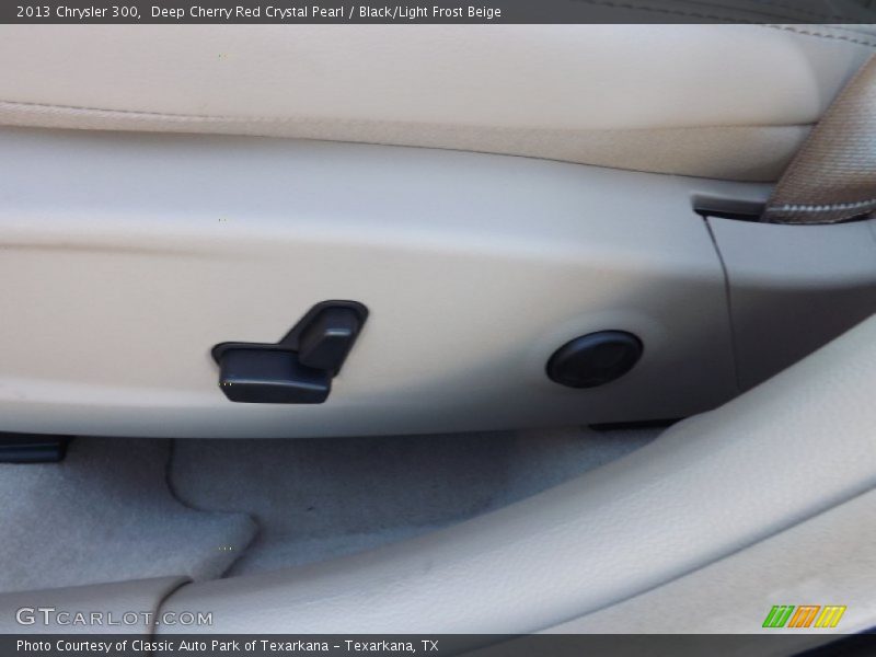 Deep Cherry Red Crystal Pearl / Black/Light Frost Beige 2013 Chrysler 300