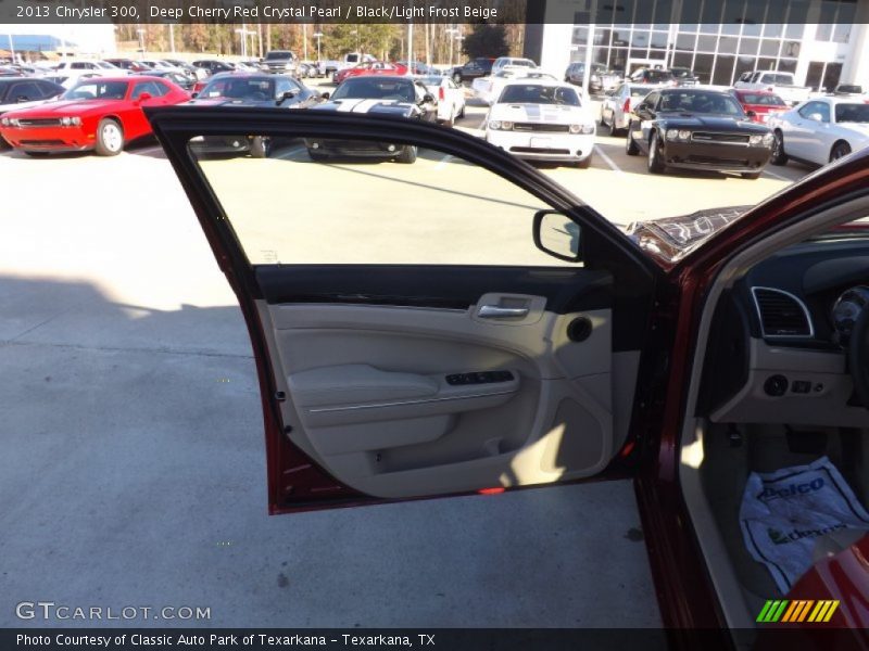 Deep Cherry Red Crystal Pearl / Black/Light Frost Beige 2013 Chrysler 300