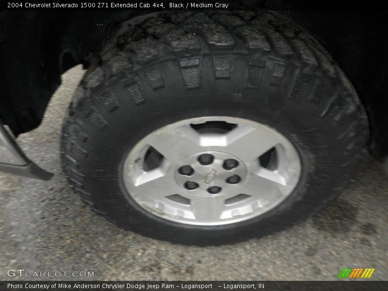Black / Medium Gray 2004 Chevrolet Silverado 1500 Z71 Extended Cab 4x4