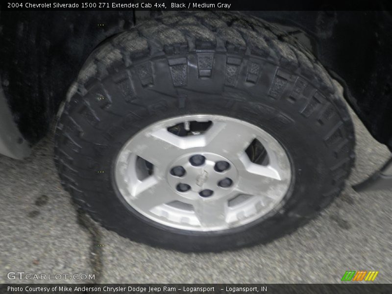 Black / Medium Gray 2004 Chevrolet Silverado 1500 Z71 Extended Cab 4x4