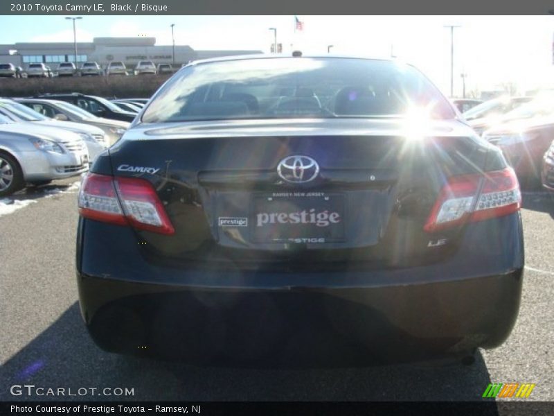 Black / Bisque 2010 Toyota Camry LE