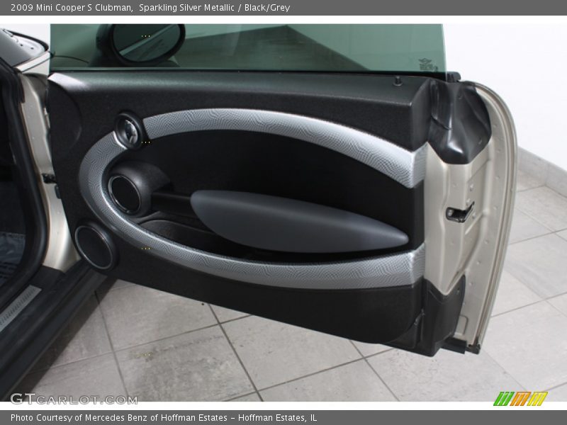 Sparkling Silver Metallic / Black/Grey 2009 Mini Cooper S Clubman
