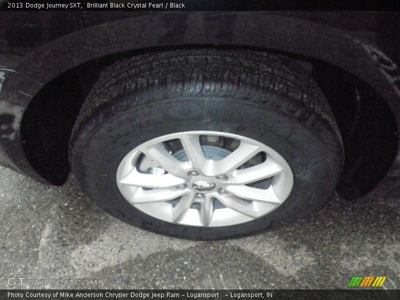Brilliant Black Crystal Pearl / Black 2013 Dodge Journey SXT