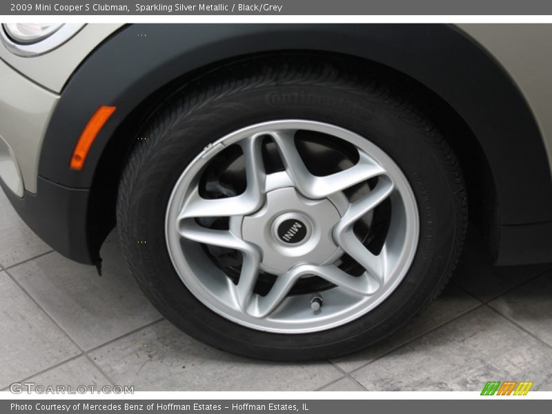Sparkling Silver Metallic / Black/Grey 2009 Mini Cooper S Clubman