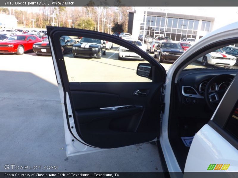 White / Black 2013 Dodge Journey SXT