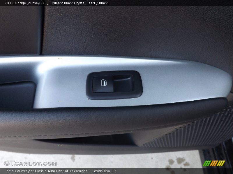 Brilliant Black Crystal Pearl / Black 2013 Dodge Journey SXT