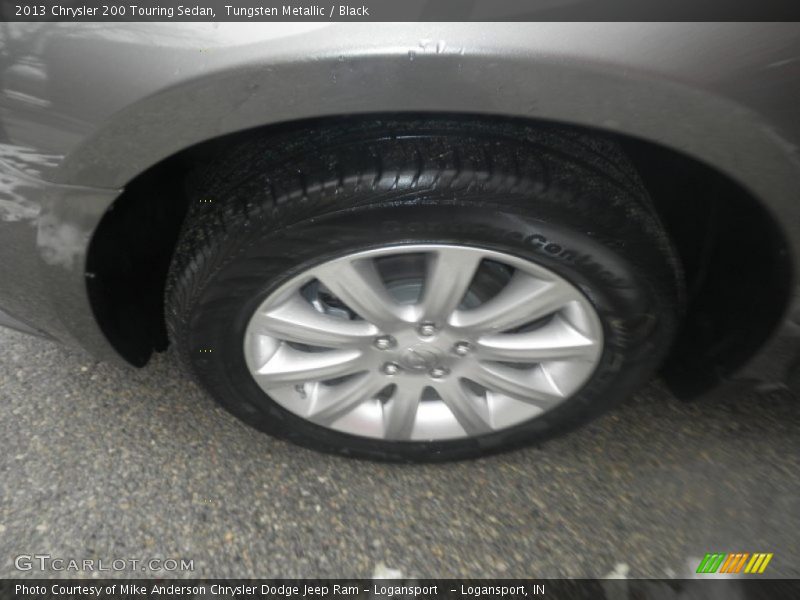 Tungsten Metallic / Black 2013 Chrysler 200 Touring Sedan