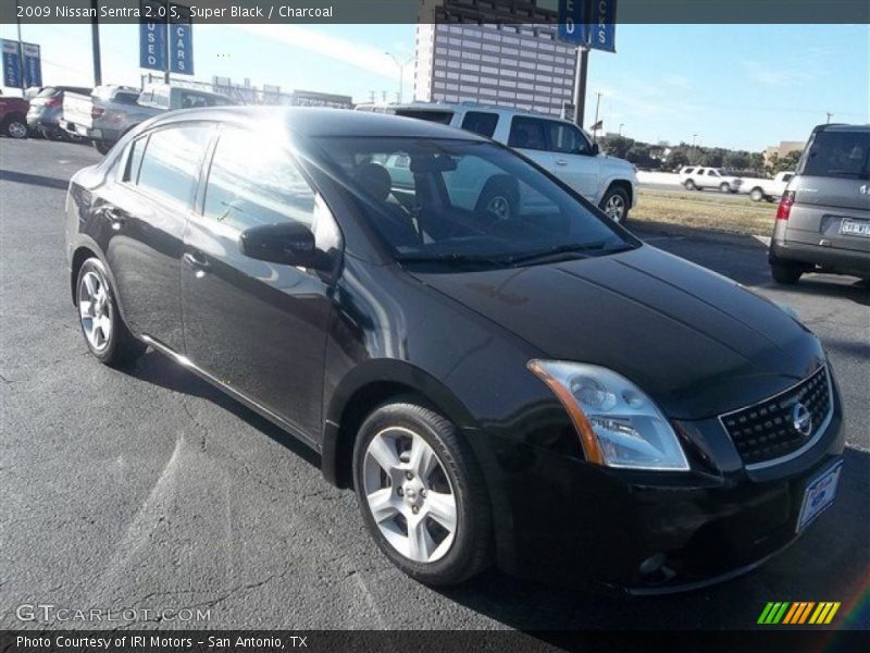 Super Black / Charcoal 2009 Nissan Sentra 2.0 S