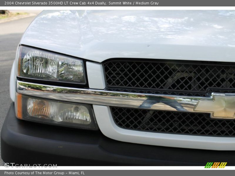 Summit White / Medium Gray 2004 Chevrolet Silverado 3500HD LT Crew Cab 4x4 Dually