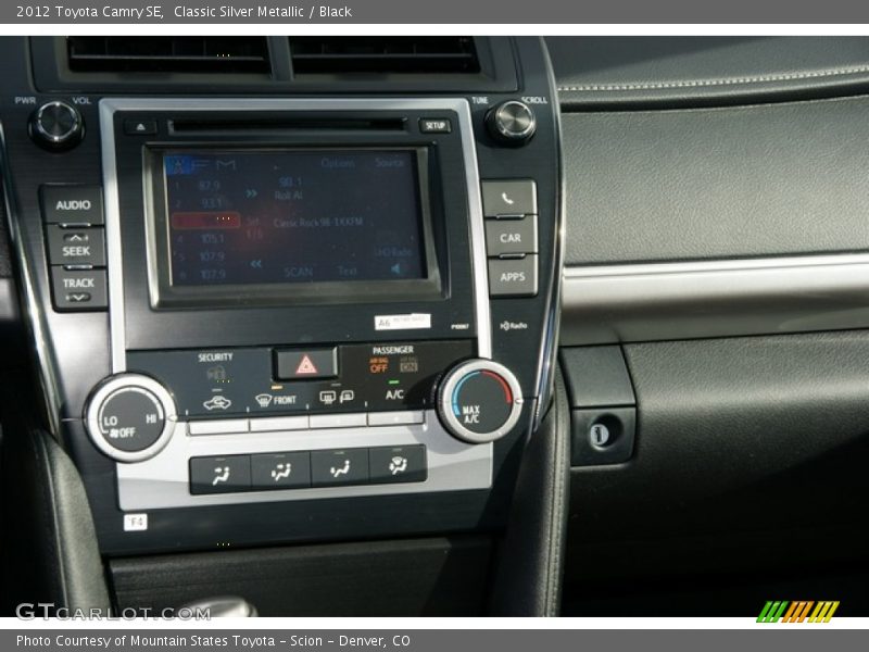 Classic Silver Metallic / Black 2012 Toyota Camry SE