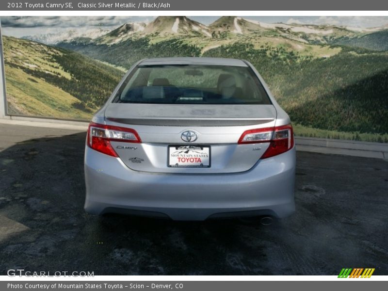 Classic Silver Metallic / Black/Ash 2012 Toyota Camry SE