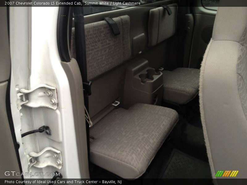 Summit White / Light Cashmere 2007 Chevrolet Colorado LS Extended Cab