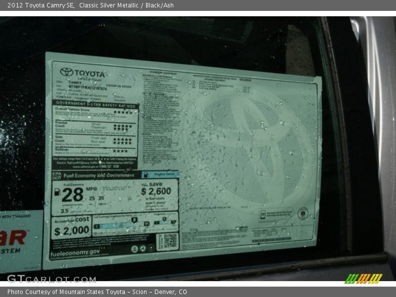 Classic Silver Metallic / Black/Ash 2012 Toyota Camry SE