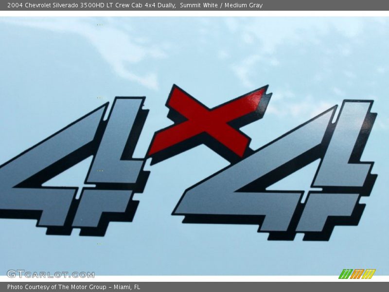 Summit White / Medium Gray 2004 Chevrolet Silverado 3500HD LT Crew Cab 4x4 Dually