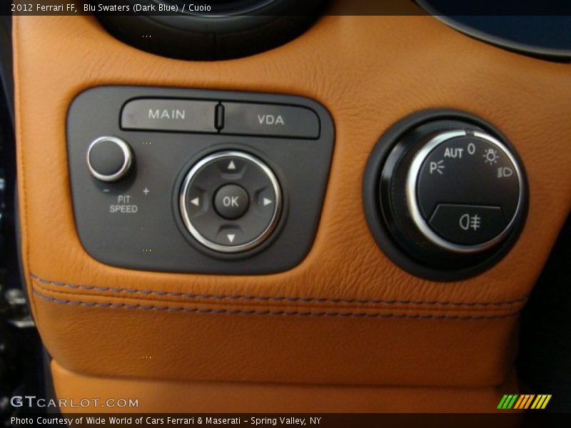 Blu Swaters (Dark Blue) / Cuoio 2012 Ferrari FF
