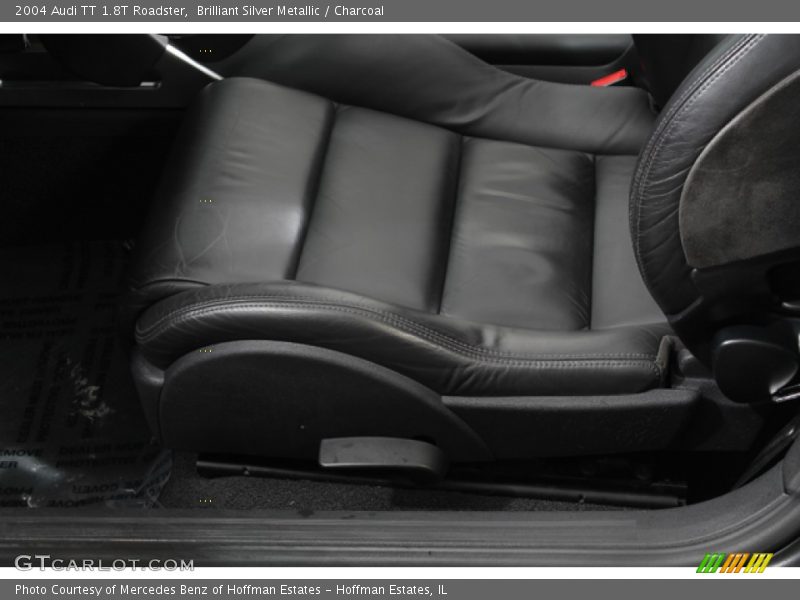 Front Seat of 2004 TT 1.8T Roadster