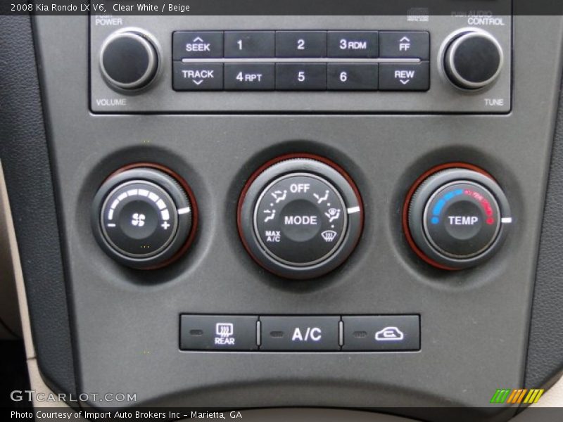 Clear White / Beige 2008 Kia Rondo LX V6