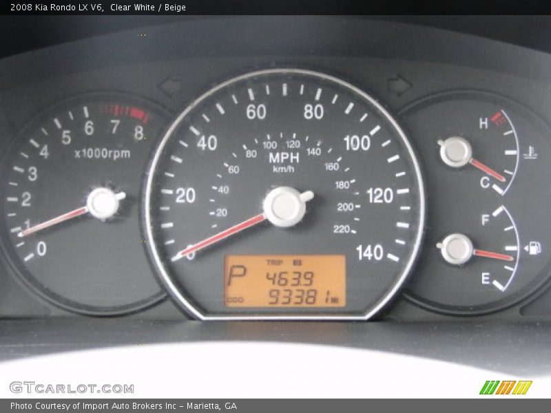 Clear White / Beige 2008 Kia Rondo LX V6