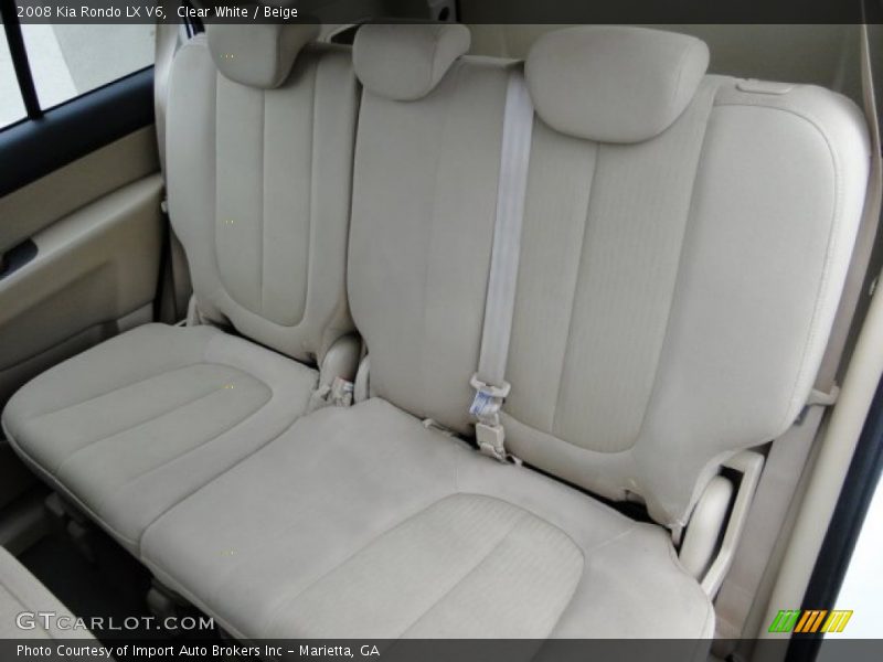 Clear White / Beige 2008 Kia Rondo LX V6