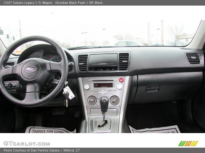 Obsidian Black Pearl / Off-Black 2007 Subaru Legacy 2.5i Wagon
