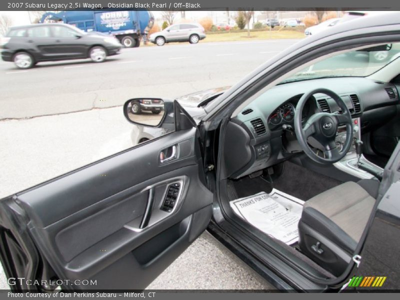 Obsidian Black Pearl / Off-Black 2007 Subaru Legacy 2.5i Wagon
