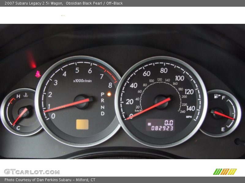Obsidian Black Pearl / Off-Black 2007 Subaru Legacy 2.5i Wagon