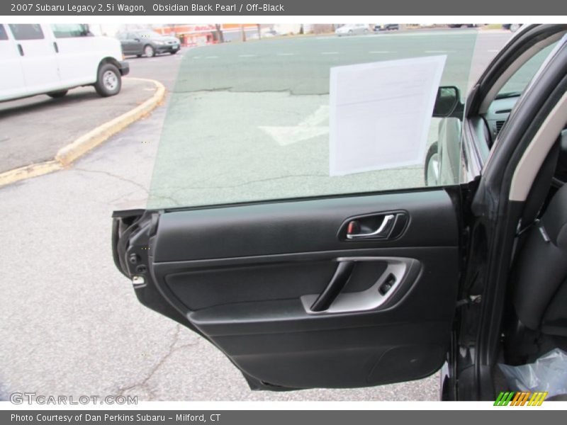 Obsidian Black Pearl / Off-Black 2007 Subaru Legacy 2.5i Wagon