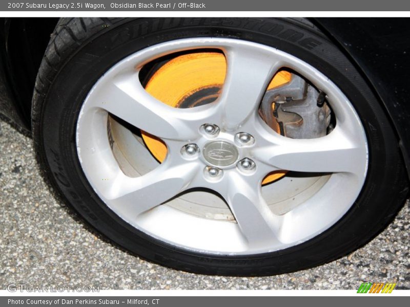 Obsidian Black Pearl / Off-Black 2007 Subaru Legacy 2.5i Wagon