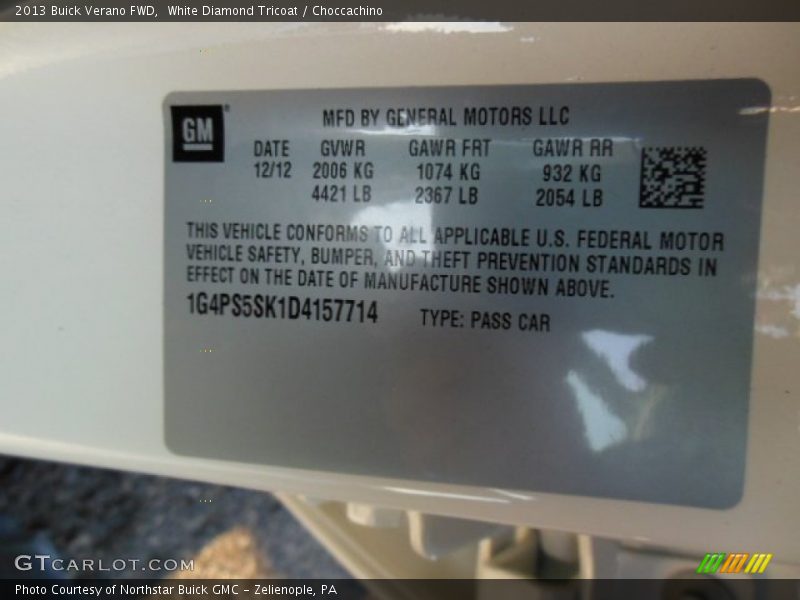 White Diamond Tricoat / Choccachino 2013 Buick Verano FWD