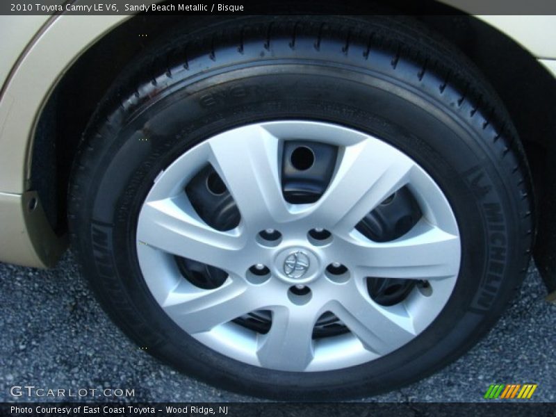 Sandy Beach Metallic / Bisque 2010 Toyota Camry LE V6