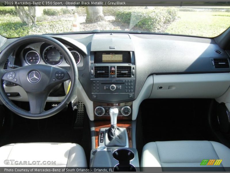 Obsidian Black Metallic / Grey/Black 2009 Mercedes-Benz C 350 Sport