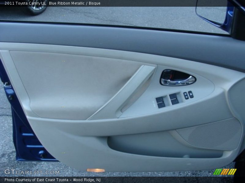 Blue Ribbon Metallic / Bisque 2011 Toyota Camry LE