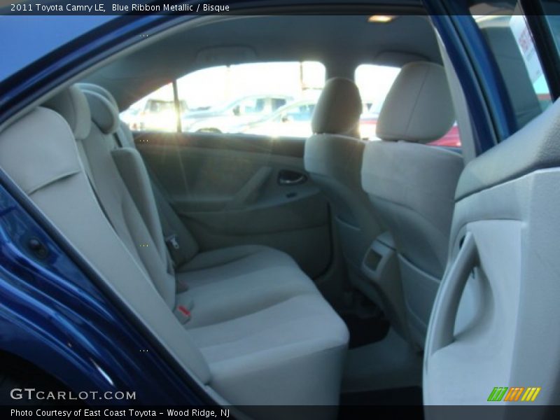Blue Ribbon Metallic / Bisque 2011 Toyota Camry LE