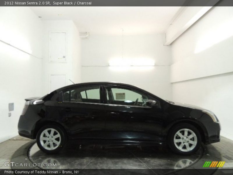 Super Black / Charcoal 2012 Nissan Sentra 2.0 SR