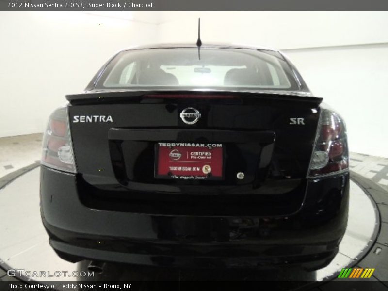 Super Black / Charcoal 2012 Nissan Sentra 2.0 SR