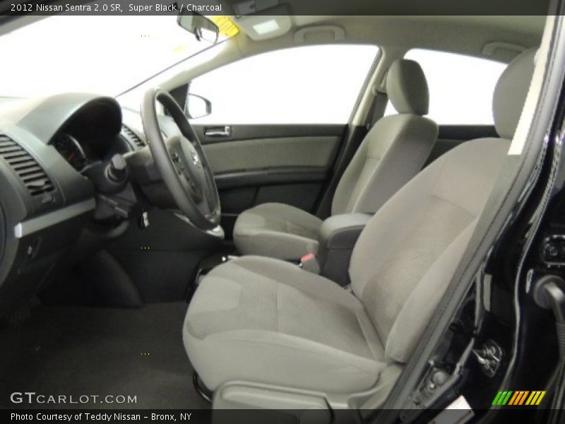 Super Black / Charcoal 2012 Nissan Sentra 2.0 SR