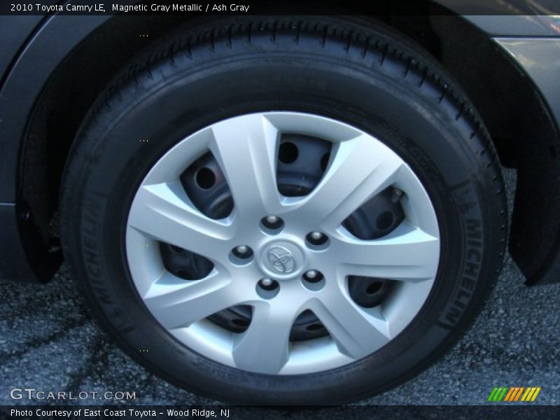 Magnetic Gray Metallic / Ash Gray 2010 Toyota Camry LE