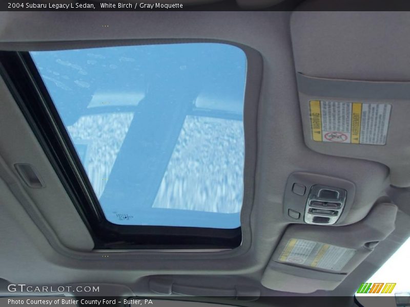 White Birch / Gray Moquette 2004 Subaru Legacy L Sedan