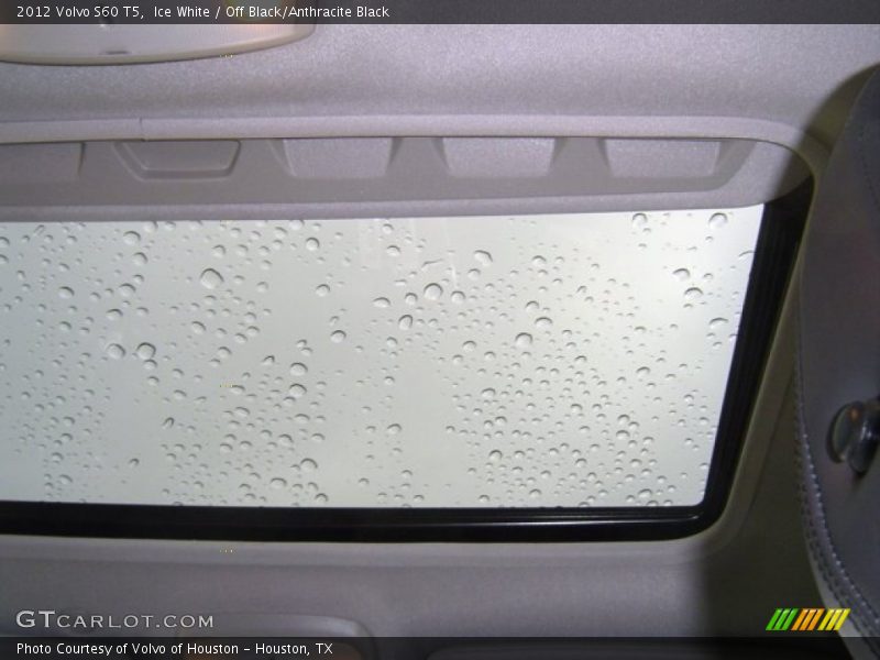 Ice White / Off Black/Anthracite Black 2012 Volvo S60 T5