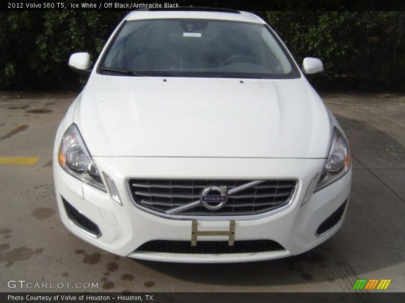 Ice White / Off Black/Anthracite Black 2012 Volvo S60 T5