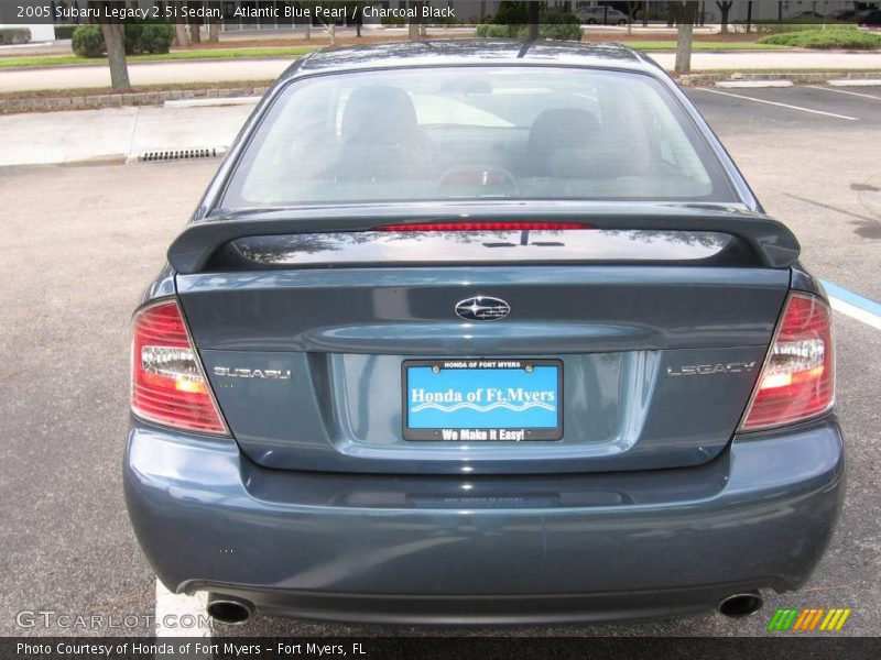 Atlantic Blue Pearl / Charcoal Black 2005 Subaru Legacy 2.5i Sedan