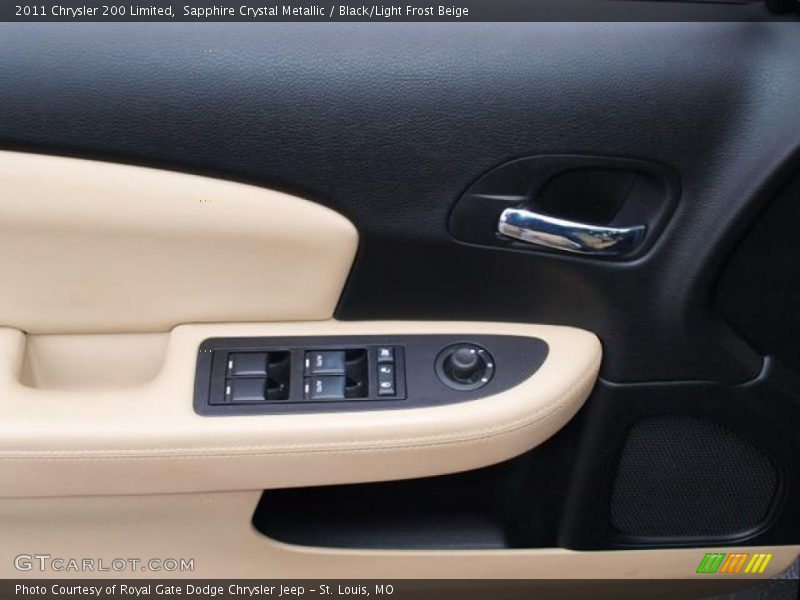 Sapphire Crystal Metallic / Black/Light Frost Beige 2011 Chrysler 200 Limited